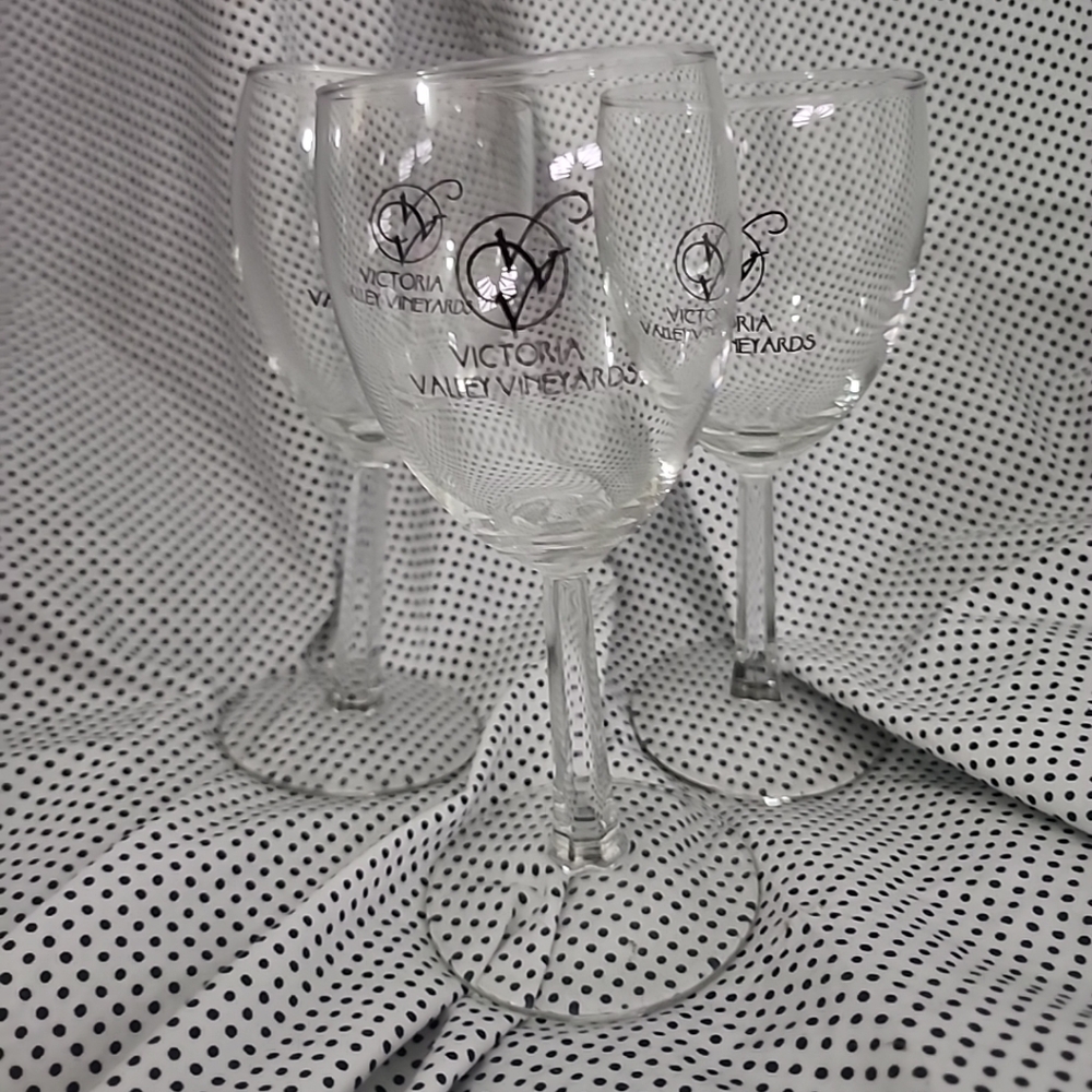 Lot Of 3: Victoria Valley Vineyards Stemmed Wine Glasses, South Carolina Winery